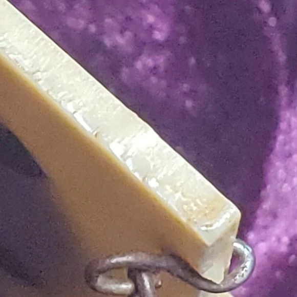 Silver and Cream Wall Hanging Holy Water Font - Picture 6 of 8